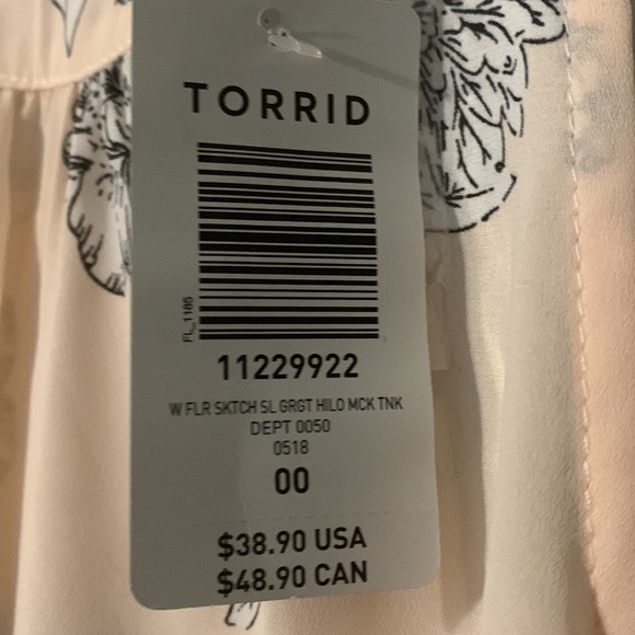 Torrid Hilo Mock Tank- NWT - Picture 5 of 9